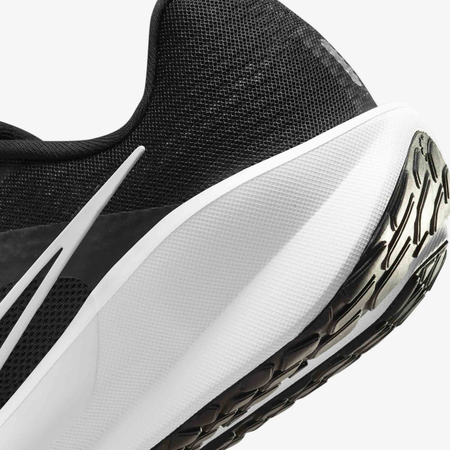 Nike Downshifter 13 Men’s Running Shoes