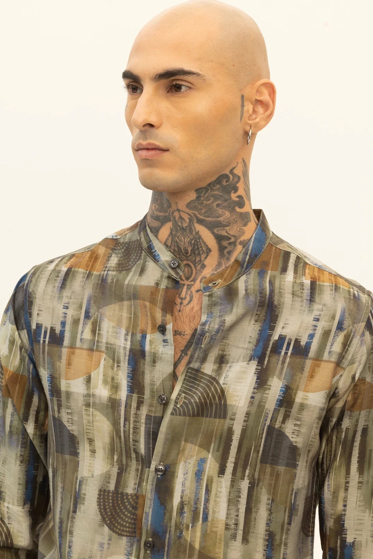 Snitch Men Slim Fit Green Printed Mandarin Collar Casual Shirt