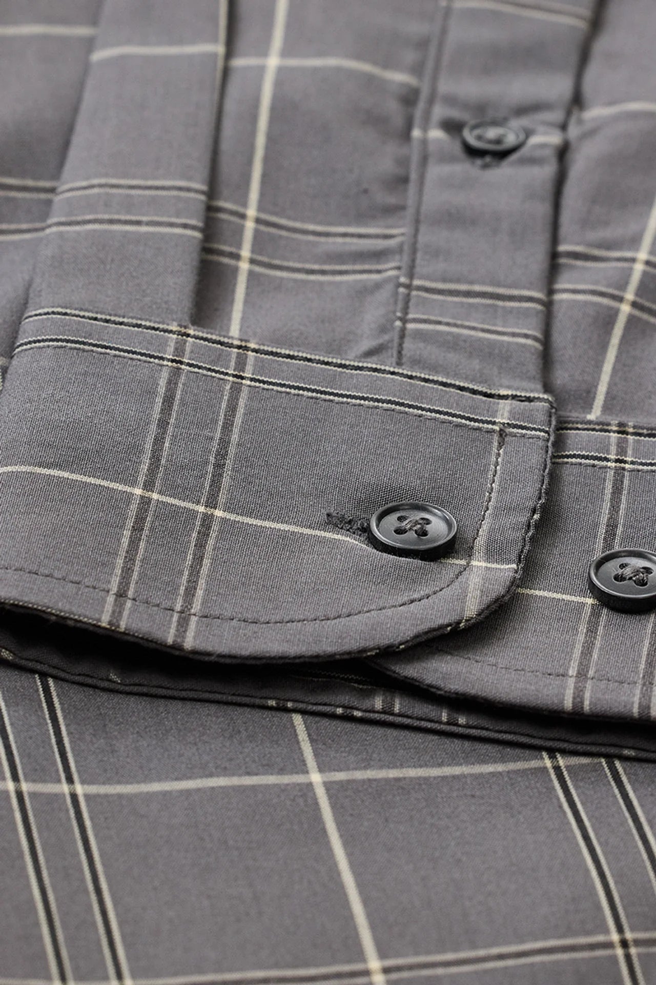 Snitch Grey Slim Fit Checkered Spread Collar Shirt for Men