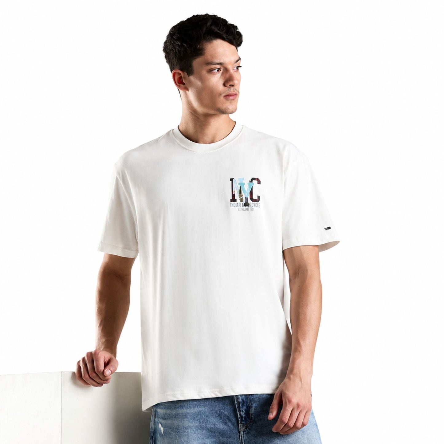 TOMMY HILFIGER Men Relaxed Fit Cotton T-Shirt - White
