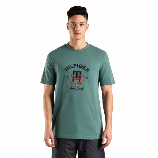 TOMMY HILFIGER Men Printed Crew Neck Pure Cotton T-Shirt - Green