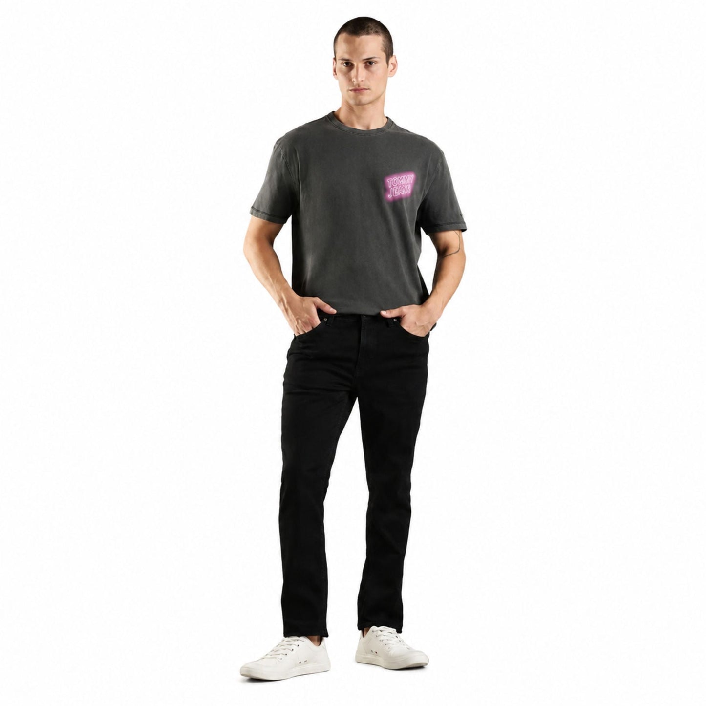 TOMMY HILFIGER Chest Bar Slim Fit T-Shirt - Black