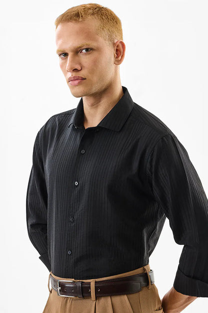 Snitch Men Black Textured Slim Fit Luxe Casual Shirt for Men