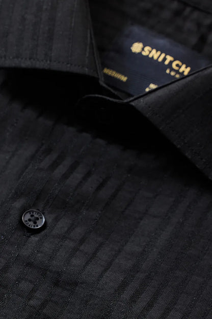 Snitch Men Black Textured Slim Fit Luxe Casual Shirt for Men