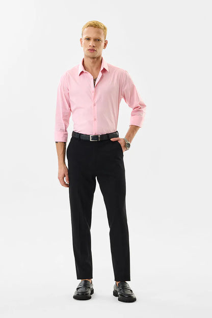 Snitch Men Pink Slim Fit Solid Spread Collar Casual Shirt