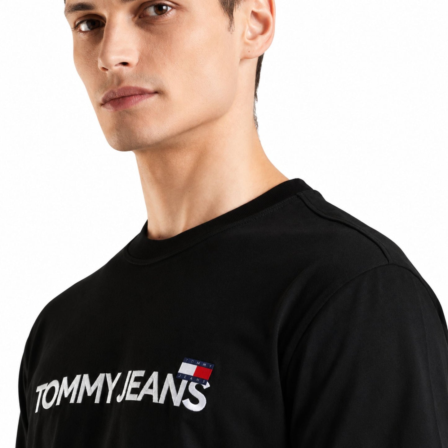 TOMMY HILFIGER Solid Regular Fit Cotton T-Shirt - Black
