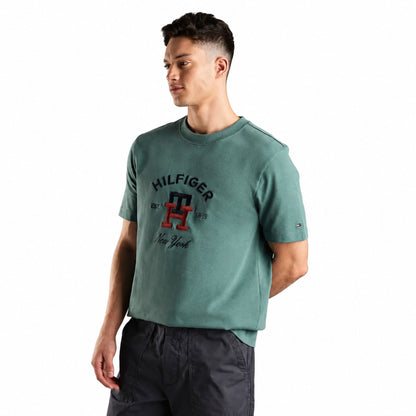 TOMMY HILFIGER Men Printed Crew Neck Pure Cotton T-Shirt - Green