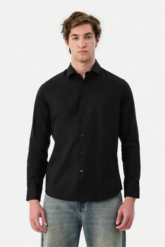 Snitch Men Black Slim Fit Solid Spread Collar Formal Shirt
