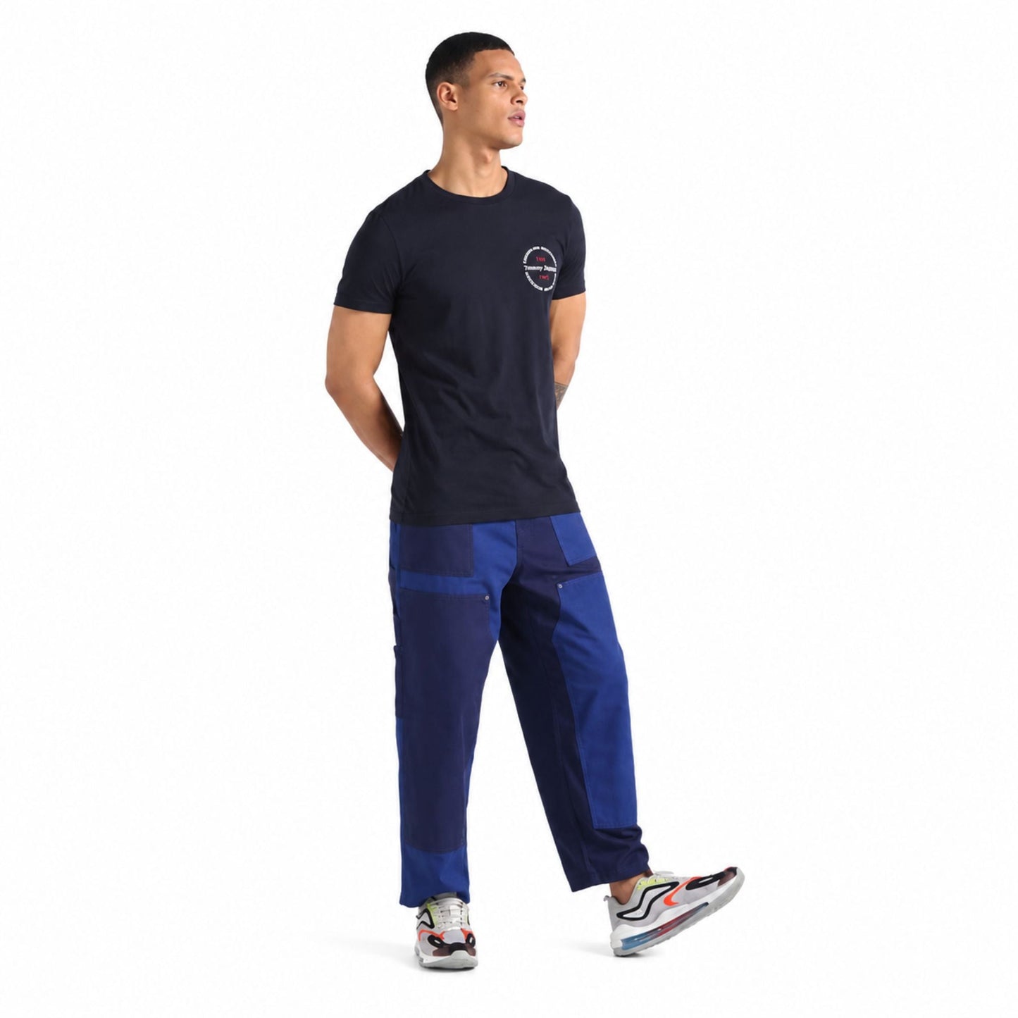 Tommy Hilfiger Men's Round Logo Transitional Cotton T-Shirt - Navy
