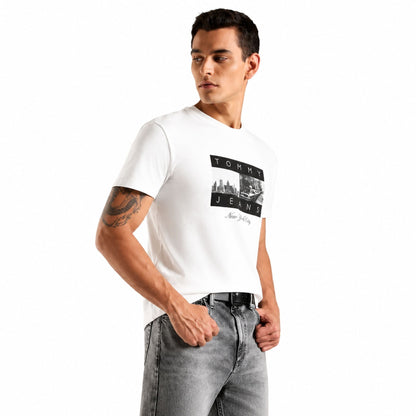 TOMMY HILFIGER Men Printed Crew Neck Pure Cotton T-Shirt - White