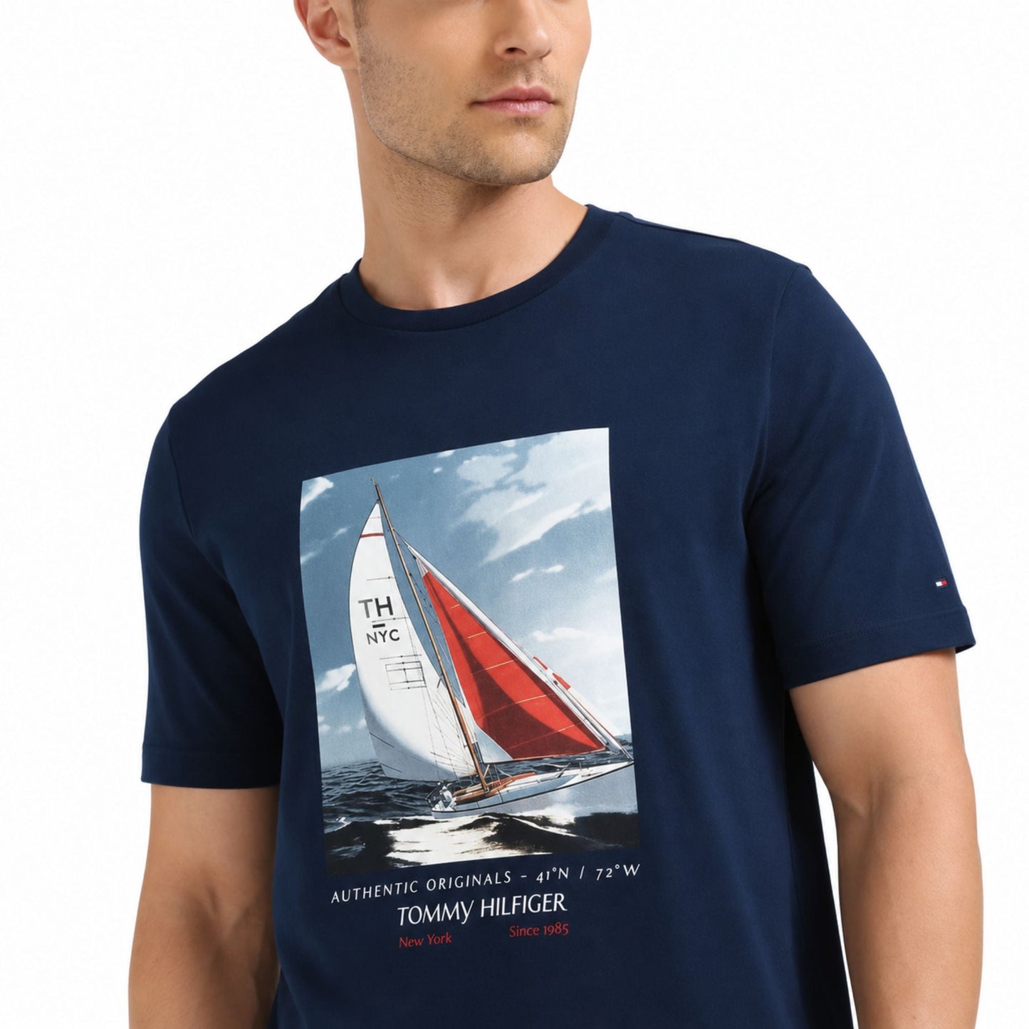 TOMMY HILFIGER Sailboat Print Regular Fit T-Shirt - Navy