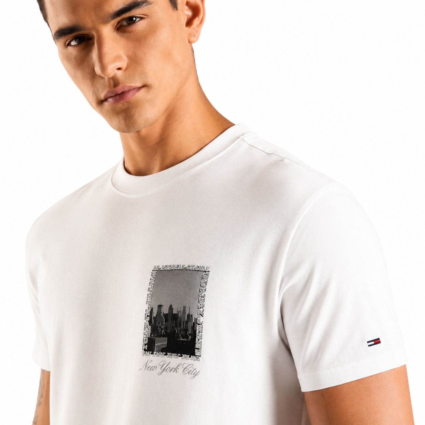TOMMY HILFIGER Logo Regular Fit Cotton T-Shirt - Ecru