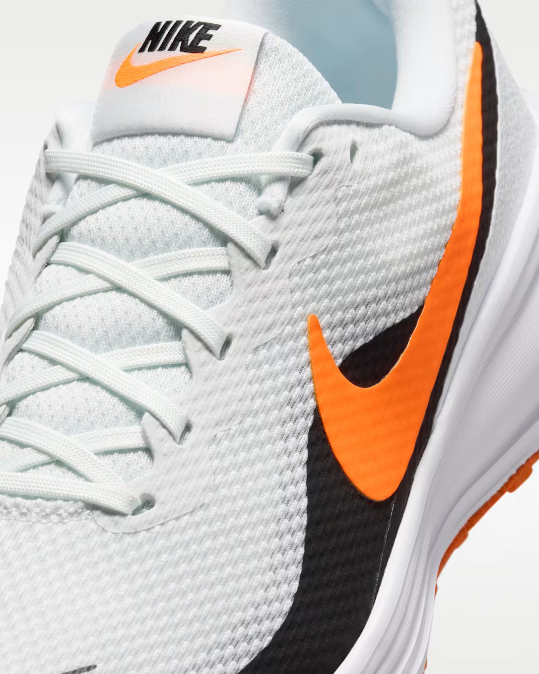 Nike Revolution 8 Men’s Running Shoes