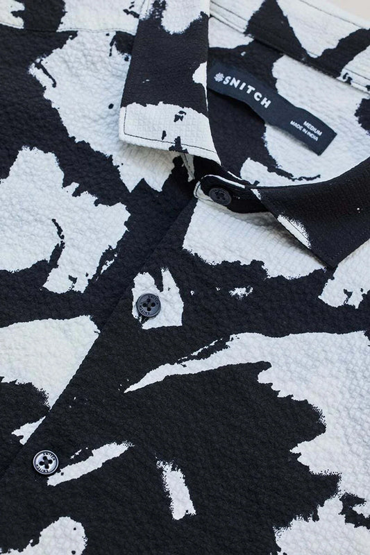 Snitch Black White Slim Fit Printed Spread Collar Shirt for Men