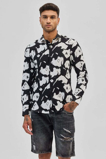 Snitch Black White Slim Fit Printed Spread Collar Shirt for Men