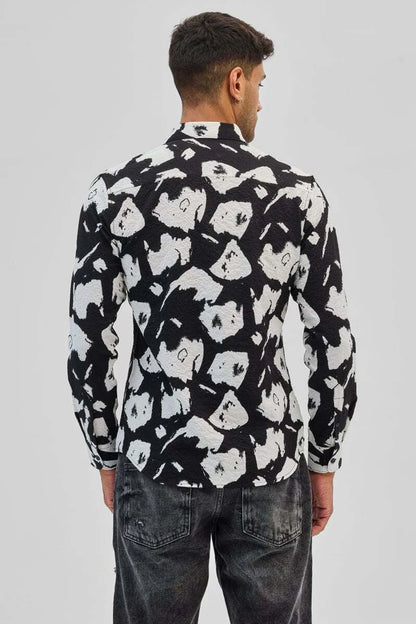 Snitch Black White Slim Fit Printed Spread Collar Shirt for Men