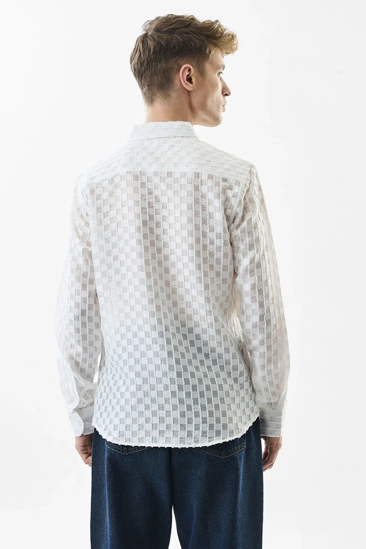 Snitch White Slim Fit Textured Slim Collar Shirt for Men