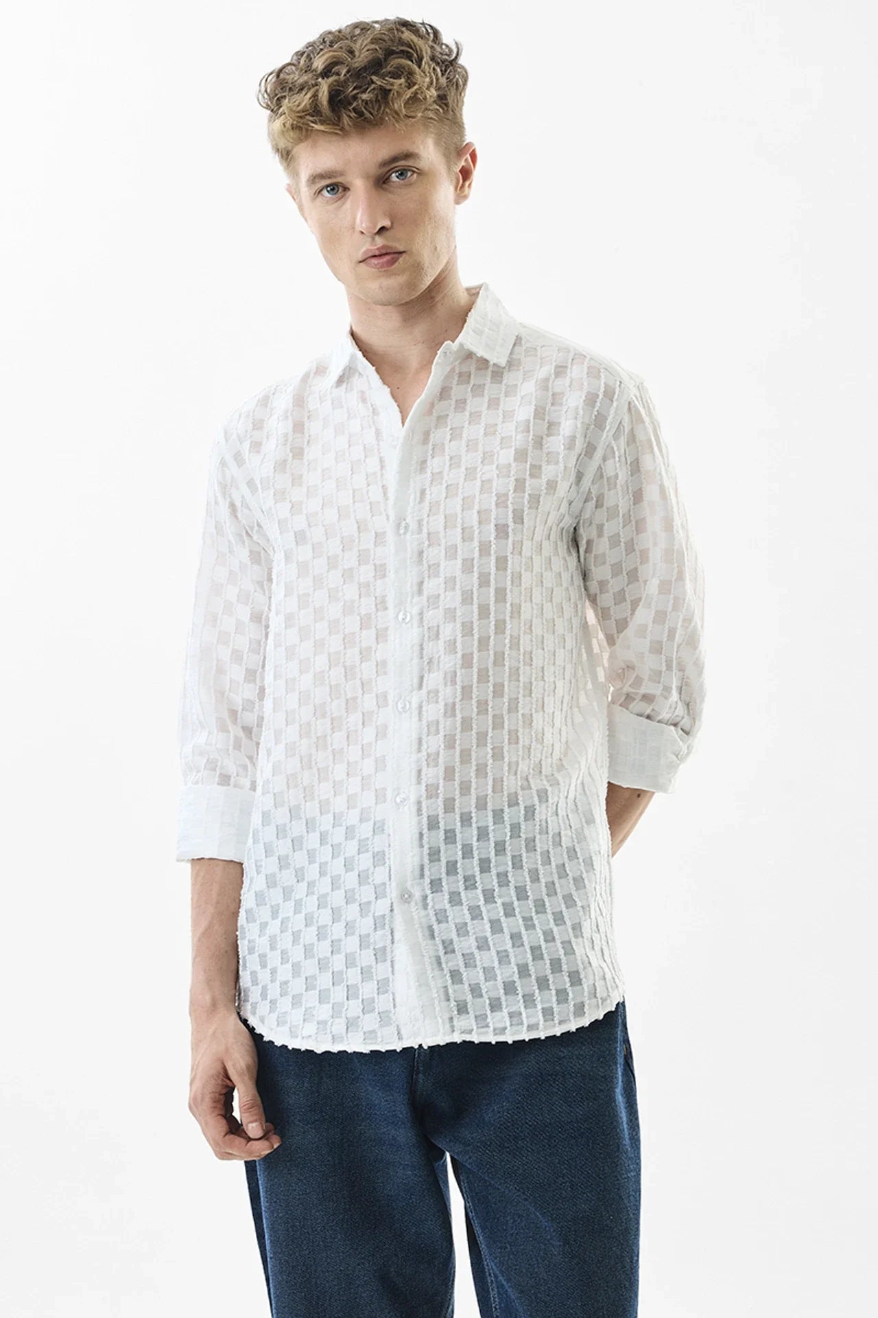 Snitch White Slim Fit Textured Slim Collar Shirt for Men